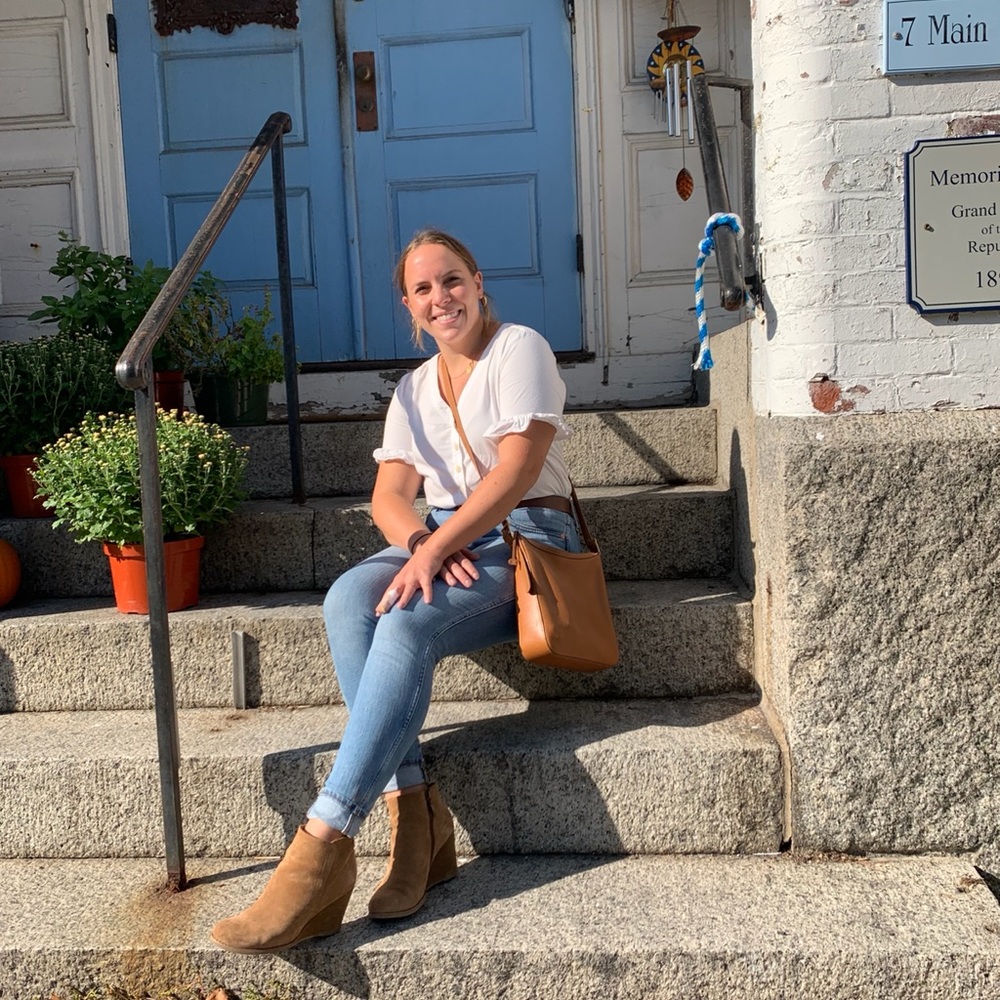 Meet your Posher, Lisa